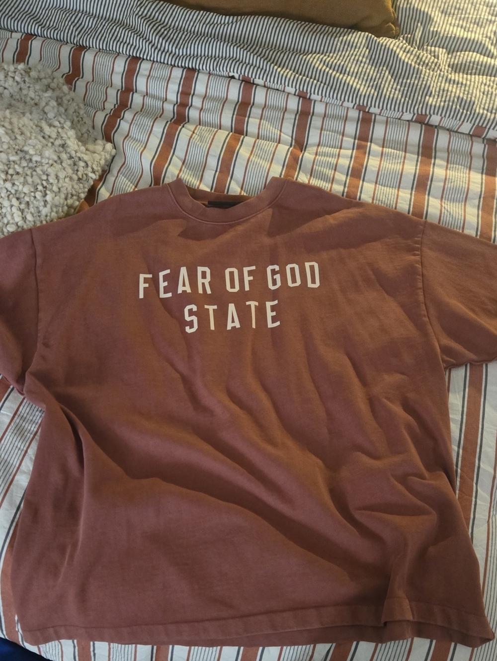 Fear of God Essentials Heavy Crewneck In Crimson